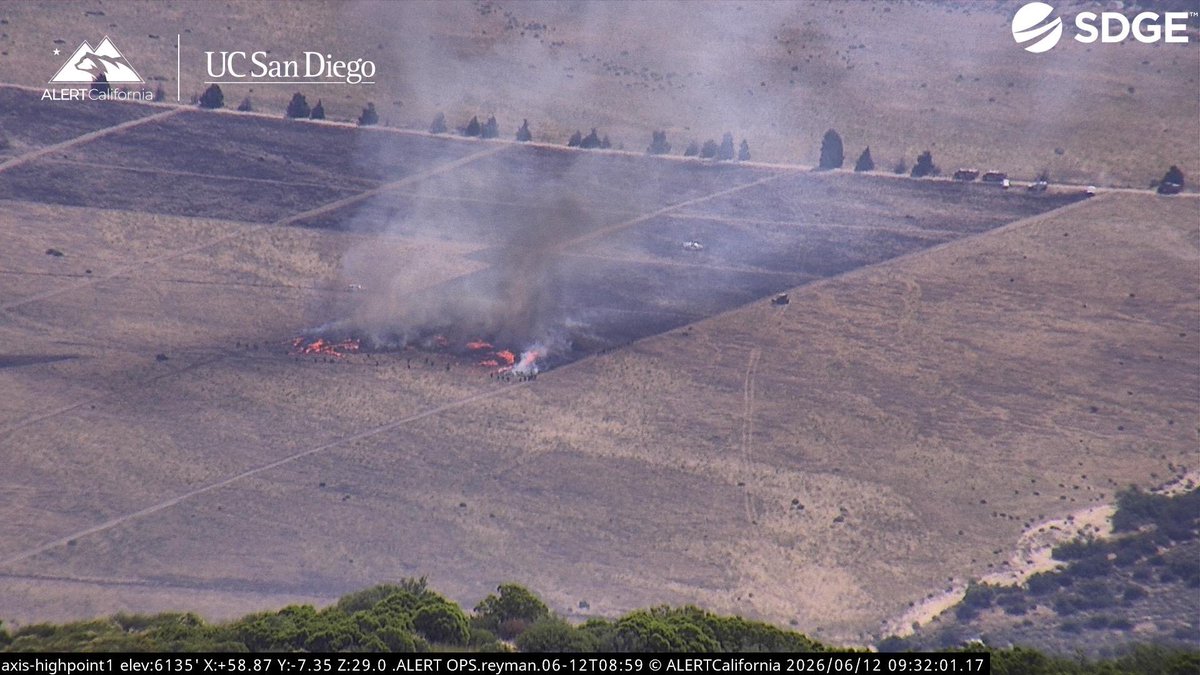 Looks like San Diego County Fire is conducting their 30 acre Prescribed Burn, off of Chinuahua Valley Road, Northeast of Oak Grove. They seem to be burn off these squared sections