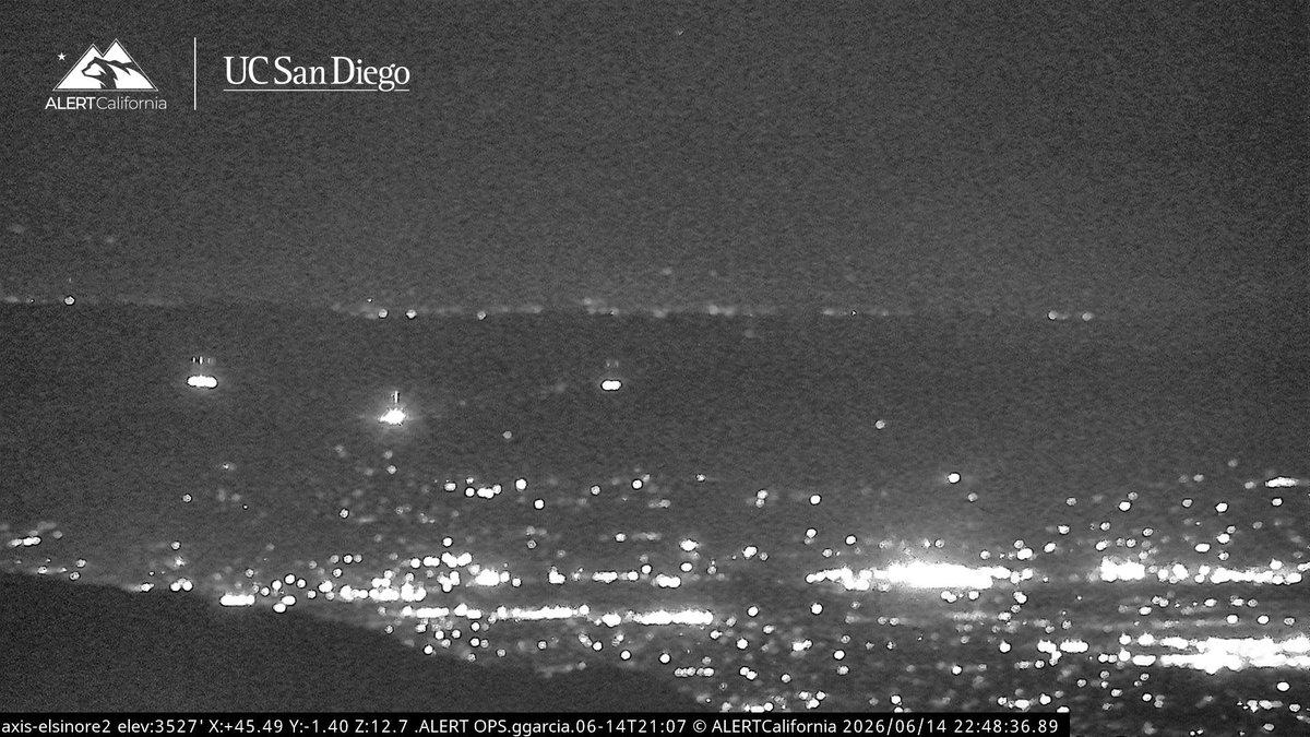NorthFire Copter 605 is Released back on the ground at Hemet, Ground Resources will but Committed for 6 hours, safe to say they put this Fire to bed.NorthFire Ground Crews have made Good Progress along with Copter 605, the Fire is holding at 8-10 acres, Fire Activity Moderated. 