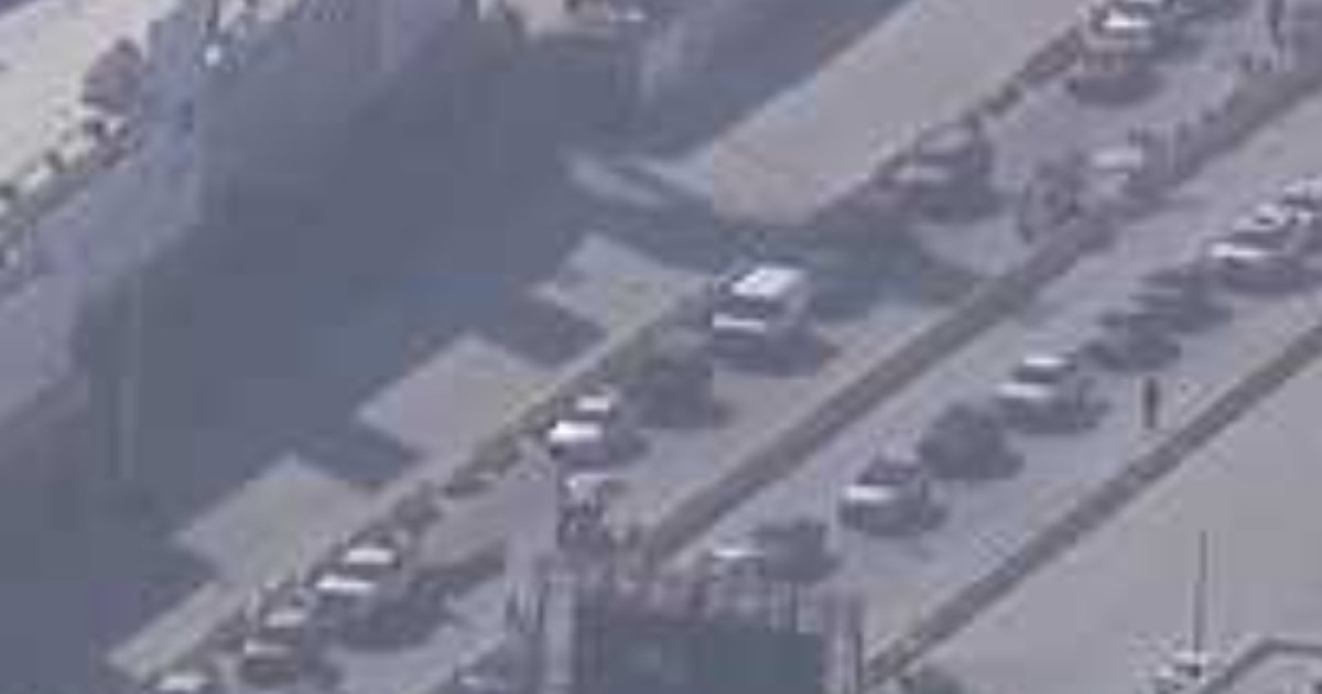 The discovery of a suspicious package Wednesday morning has forced the closure of the pedestrian and vehicle crossings at the Otay Mesa Port of Entry.