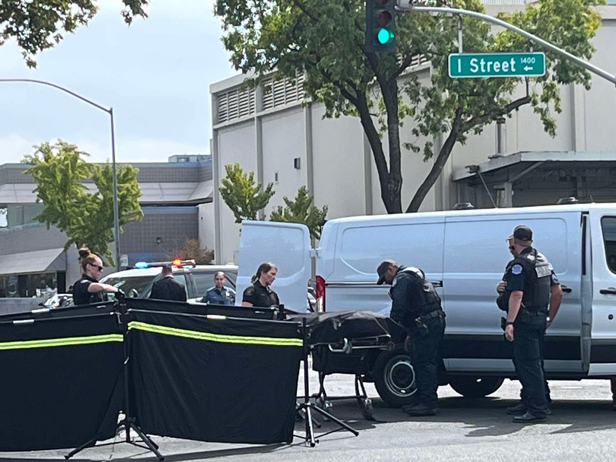 Police are reportedly investigating a body on I st and 14th in downtown Modesto
